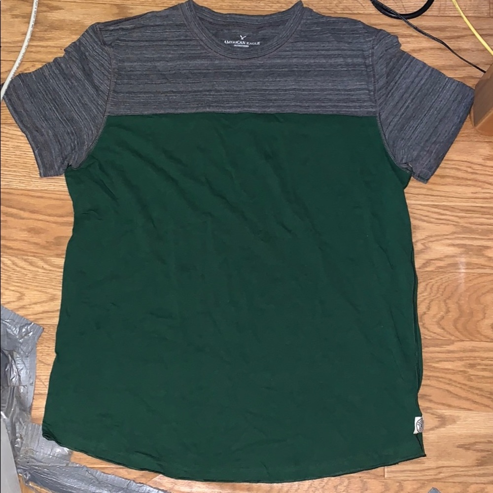 Green/grey t shirt